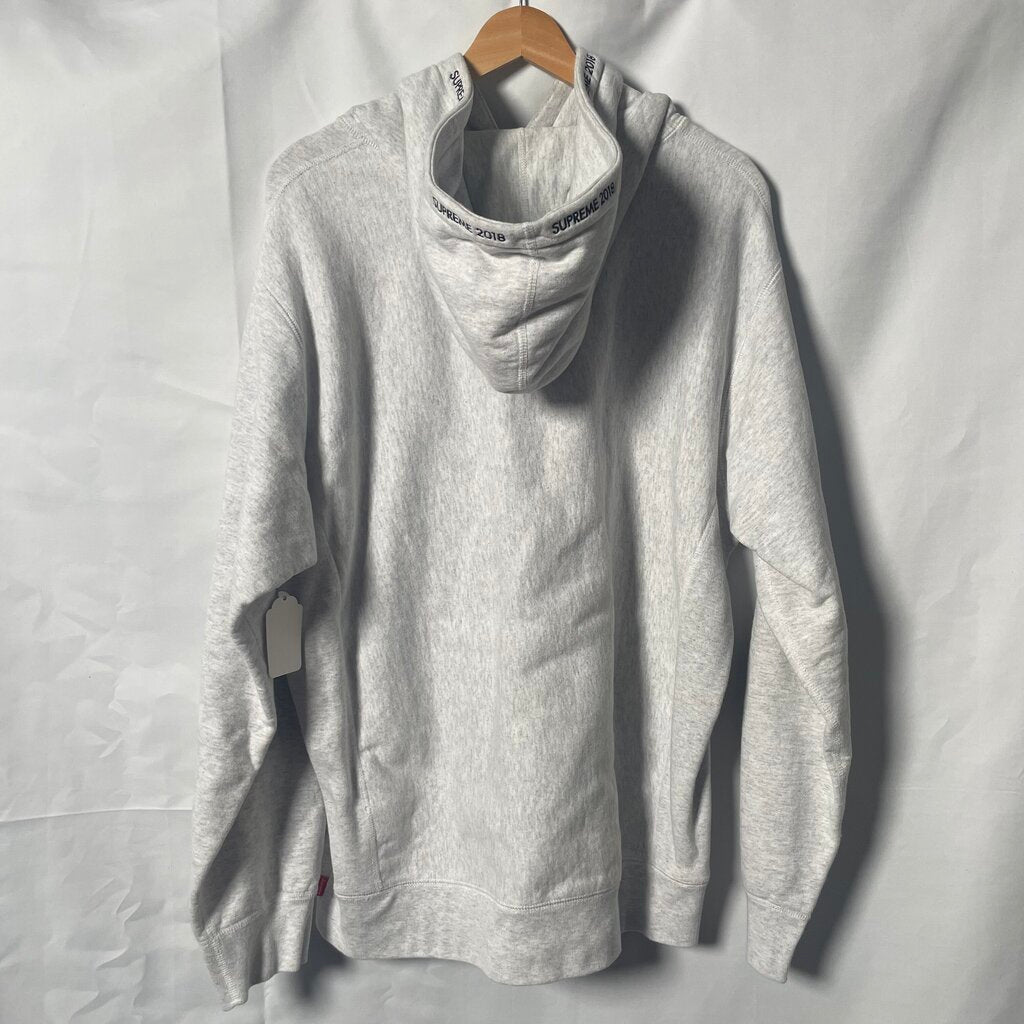 Supreme 2018 Grey Hoodie Sz. L