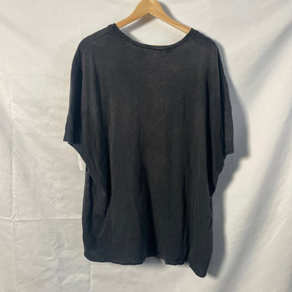 GV Gallery Beauty Tee Sz. XL