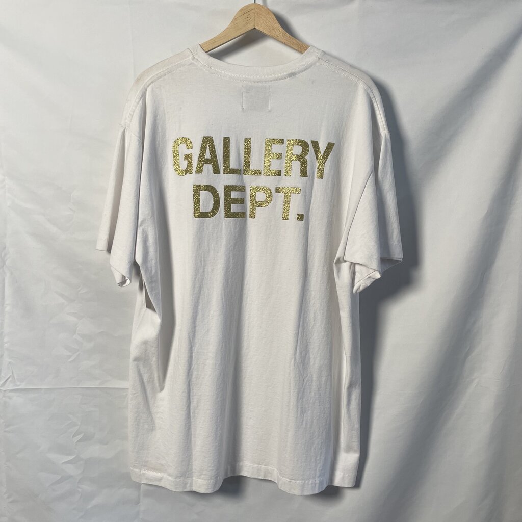 Its A Riot Gallery Dept. Tee Sz. L