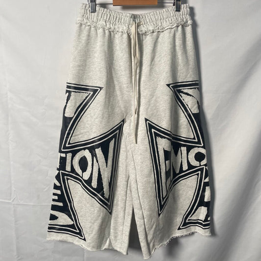 ME Grey 3/4 Shorts Sz. L