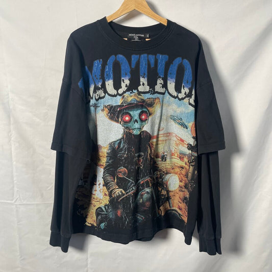 ME Alien Long Sleeve Sz. XXL