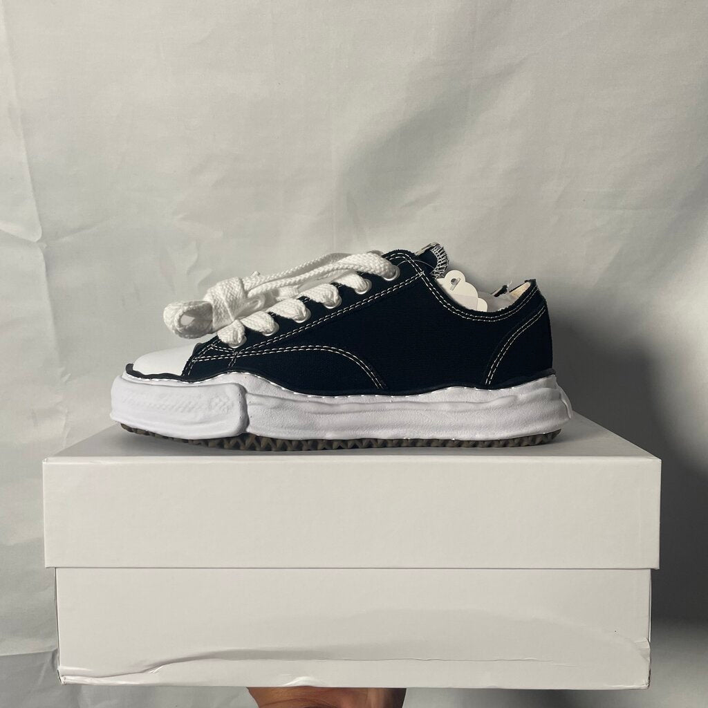 Black Maison Miharas Sz. 43