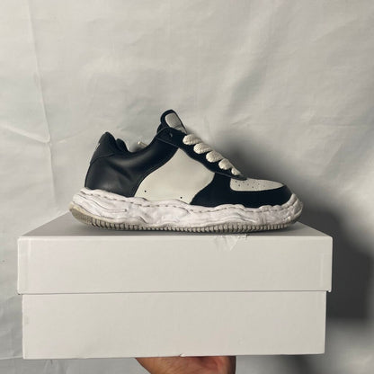 Maison Mihara AF1 Blk /White Sz. 40