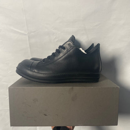 Rick Owens Blk Low Top Sz. 46