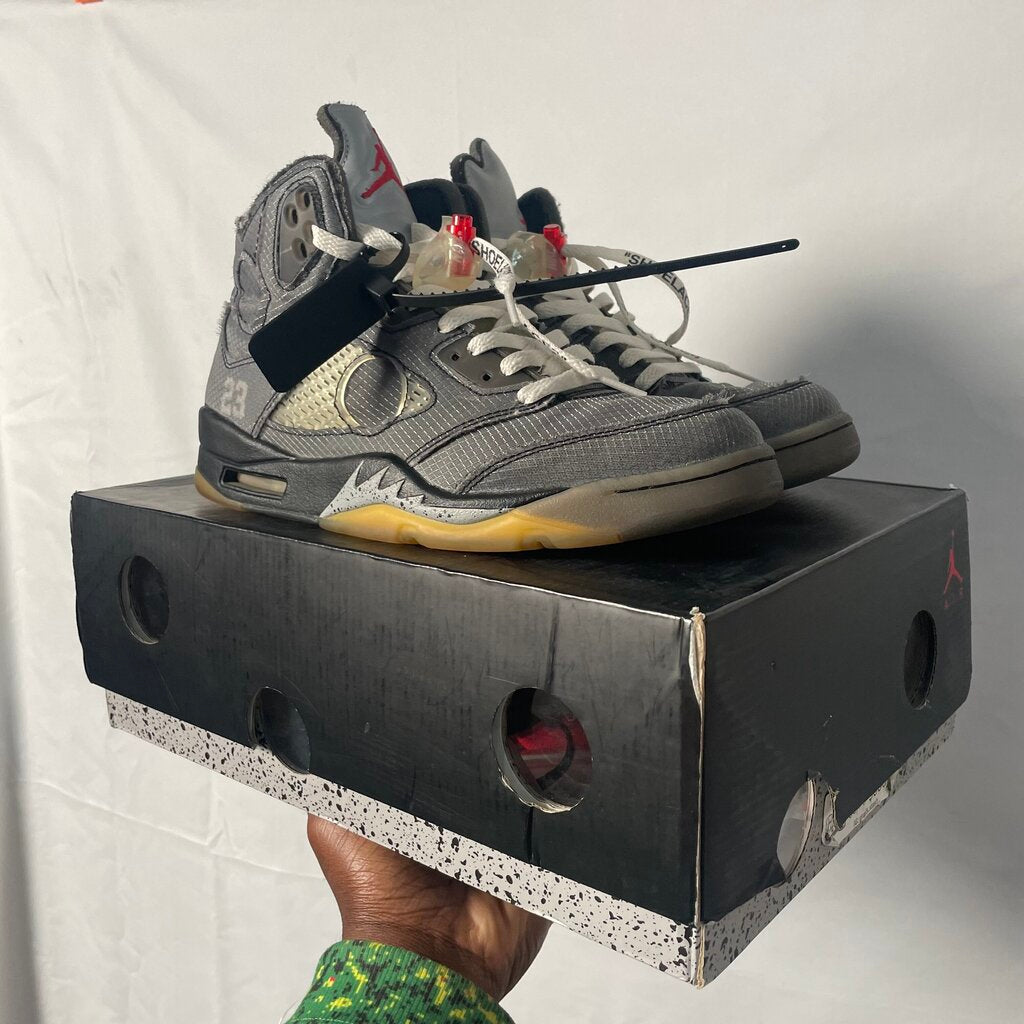 Jordan 5 Off White Muslin Sz. 8.5