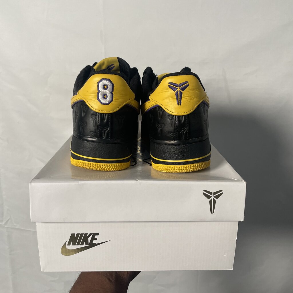 Black Kobe Forces Sz. 9.5