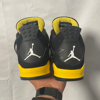 Jordan 4 Thunder Sz. 9 NB