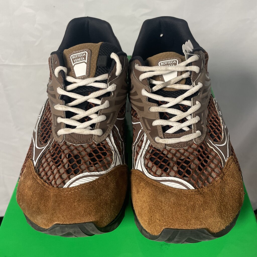 Brown Bottega Orbits Sz. 43