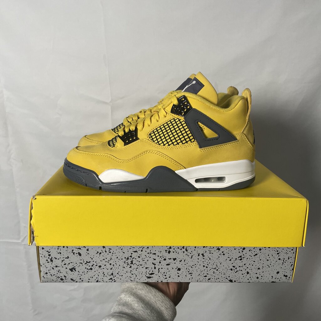 Jordan 4 Lightning Sz. 7.5