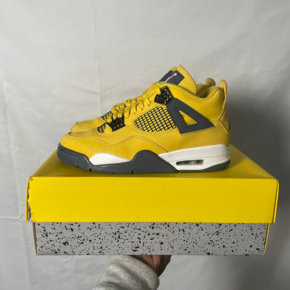 Jordan 4 Lightning Sz. 7.5