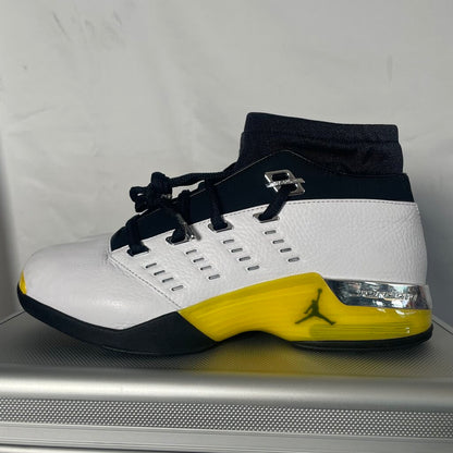 Jordan 17 Low Lightning Sz. 9