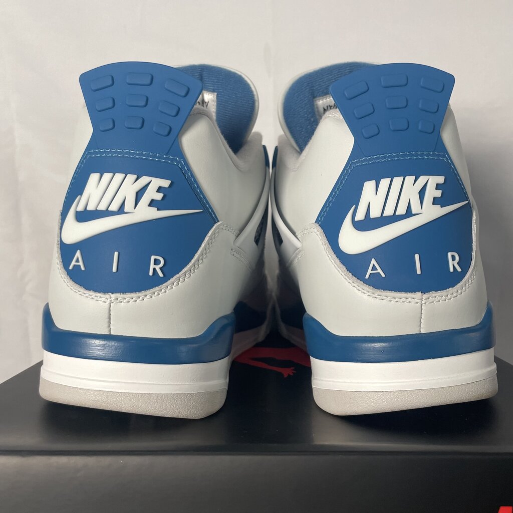 Jordan 4 Military Blue Sz. 13