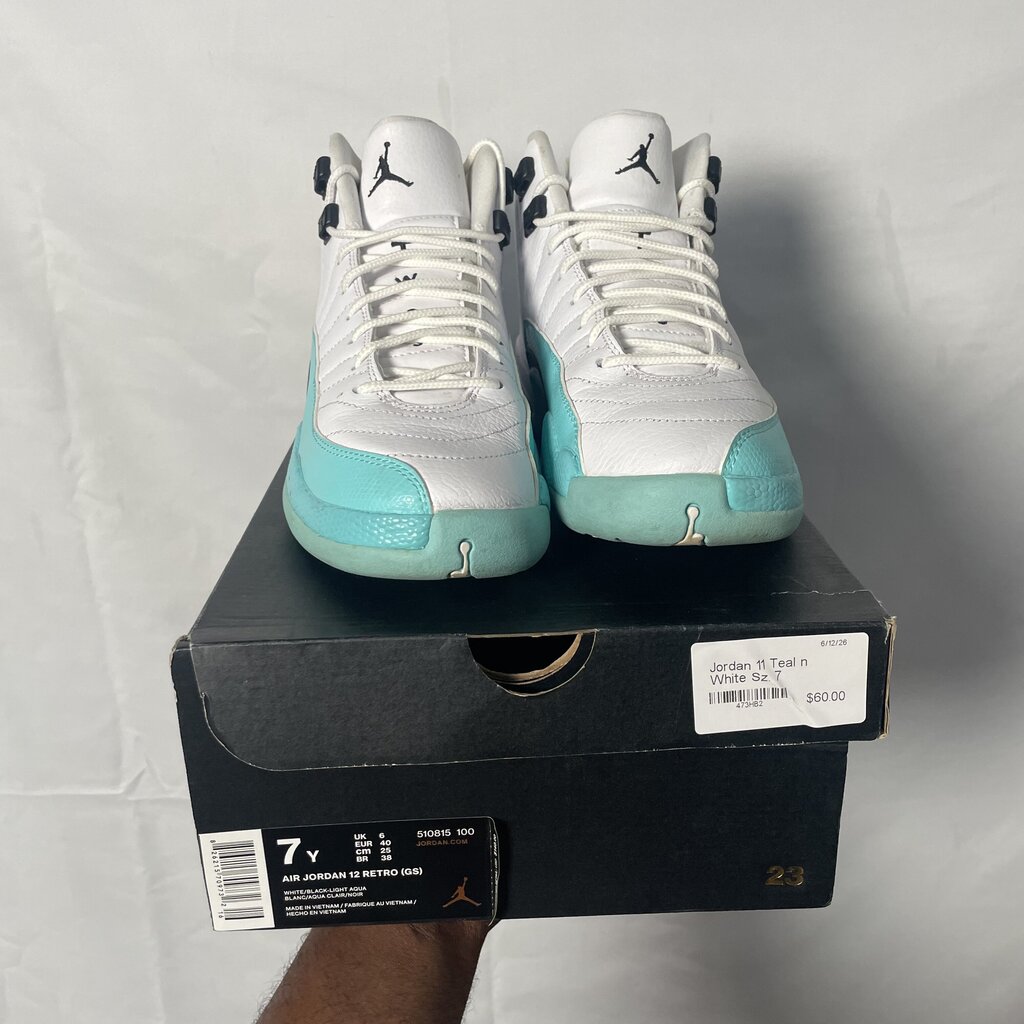 Jordan 11 Teal n White Sz. 7