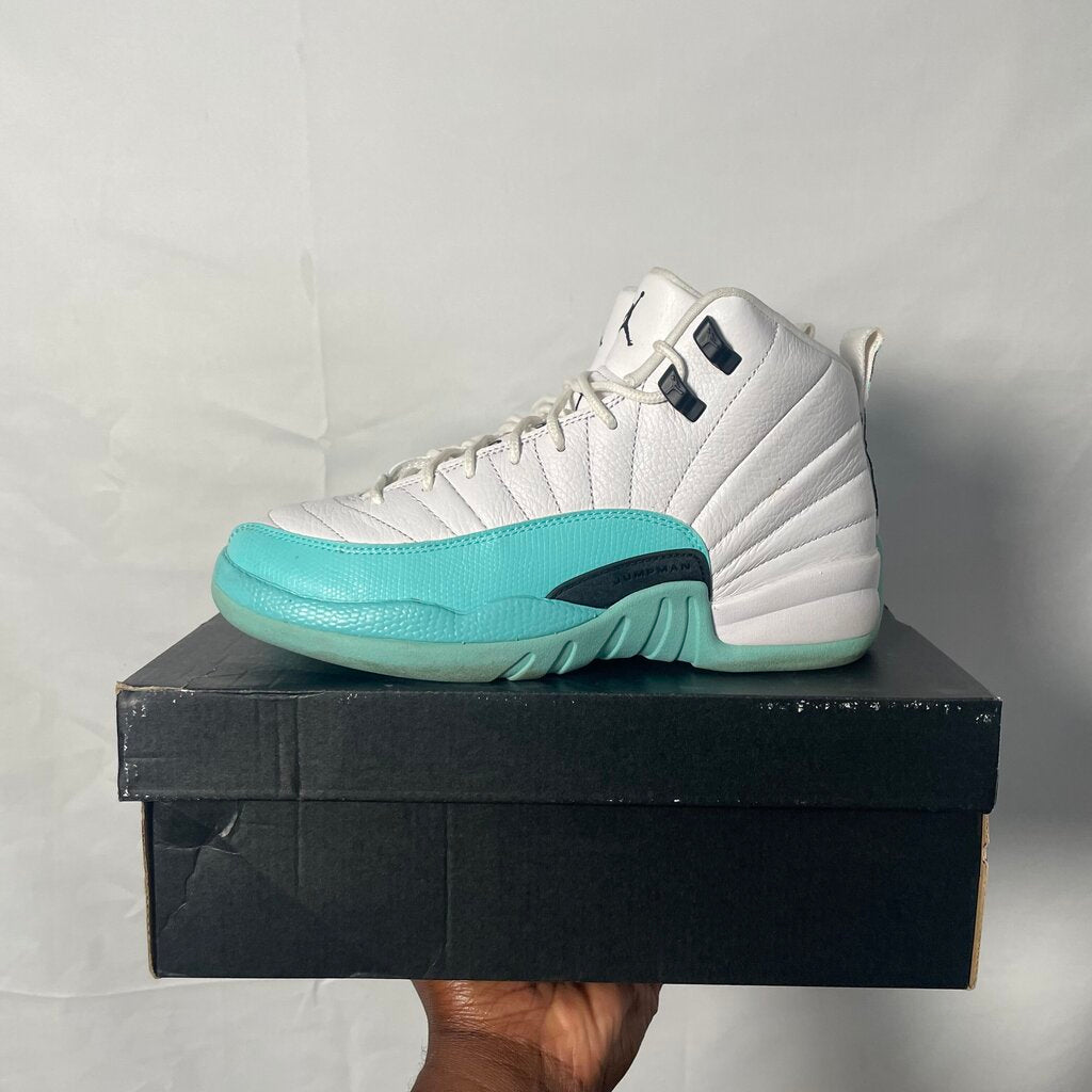 Jordan 11 Teal n White Sz. 7
