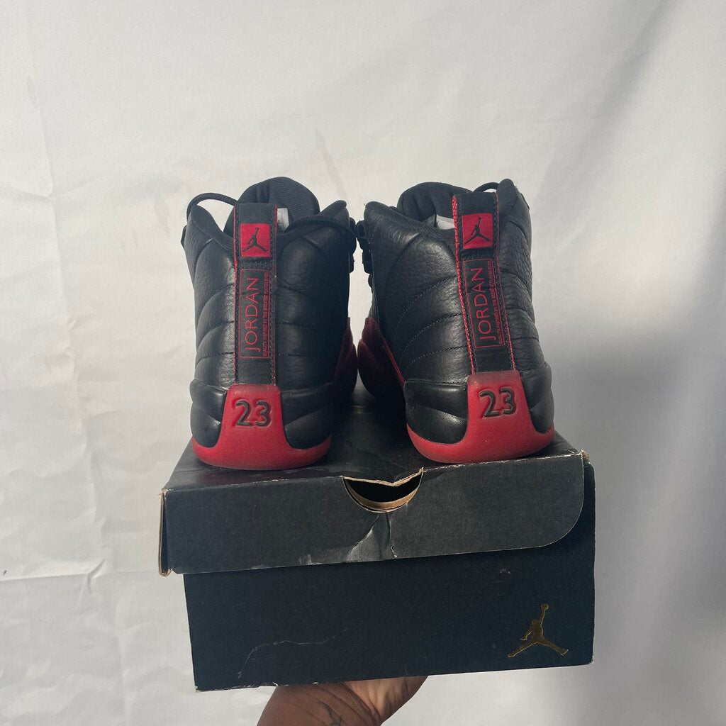 Jordan 12 Flu Game Sz. 6