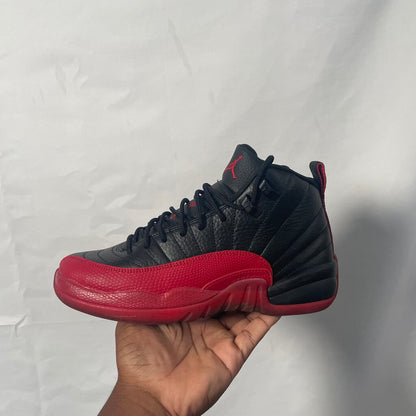Jordan 12 Flu Game Sz. 6