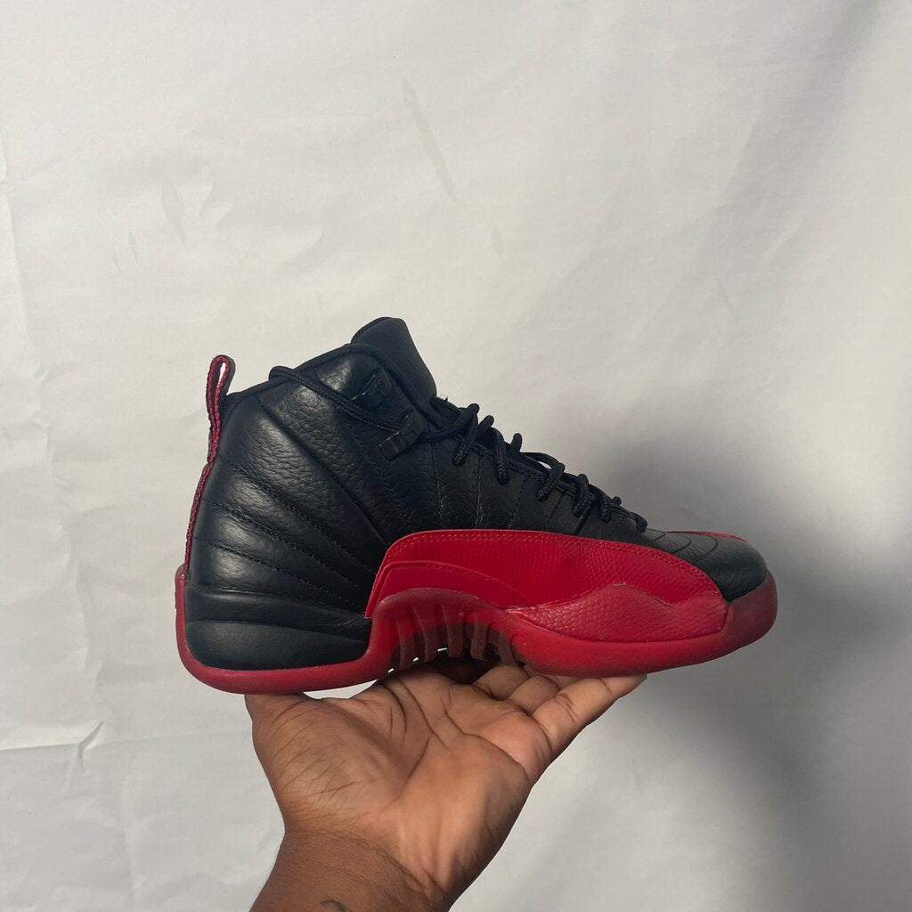 Jordan 12 Flu Game Sz. 6
