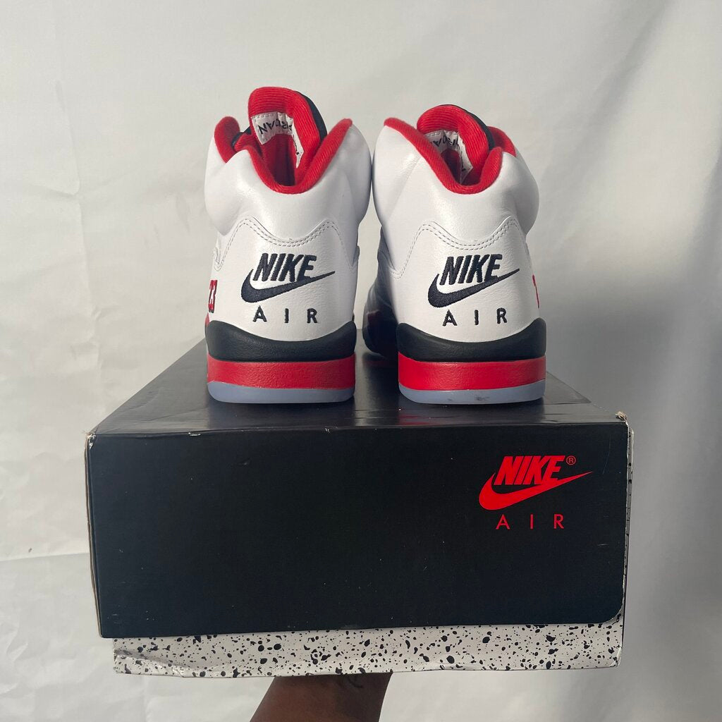Jordan 5 Fire Red Sz. 9.5