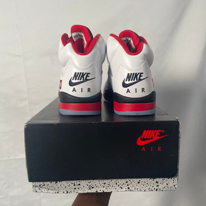 Jordan 5 Fire Red Sz. 9.5
