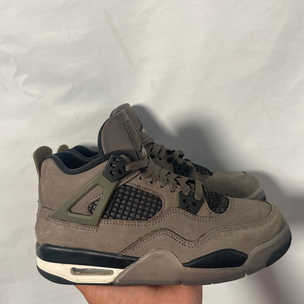 Jordan 4 Cave Stone Sz. 7 nb