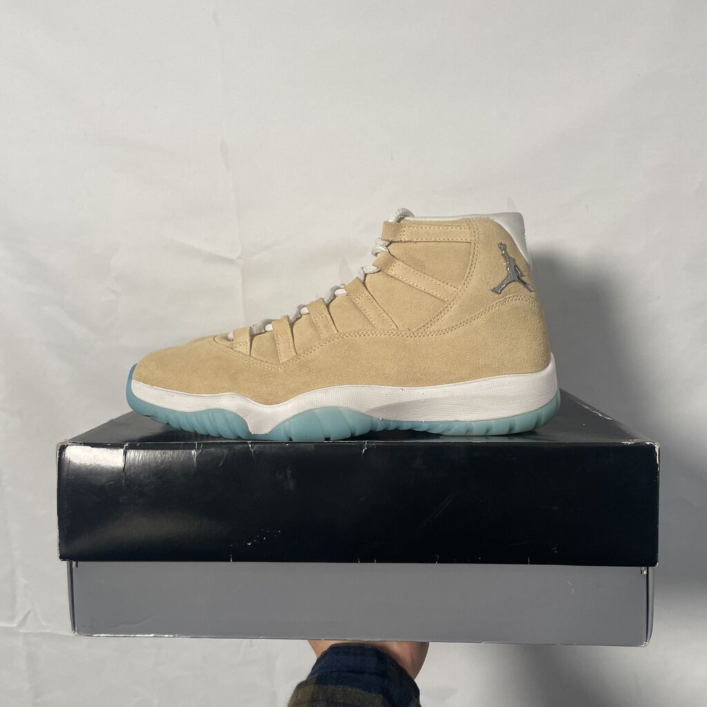 Jordan 11 H Town Sz.10.5