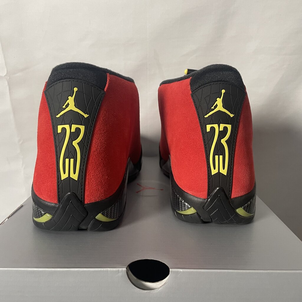 Jordan 14 Ferrari Sz. 12