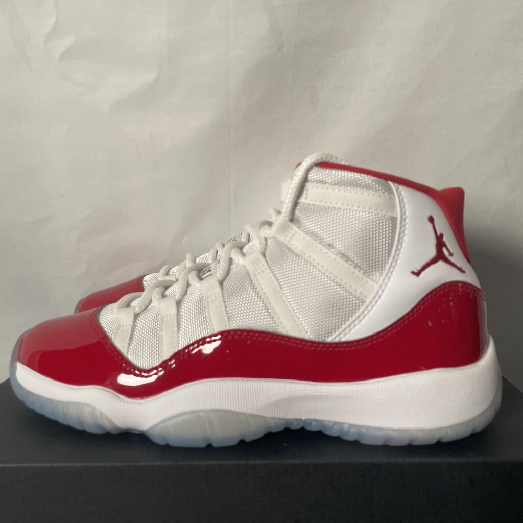 Jordan 11 Cherry Sz. 6y