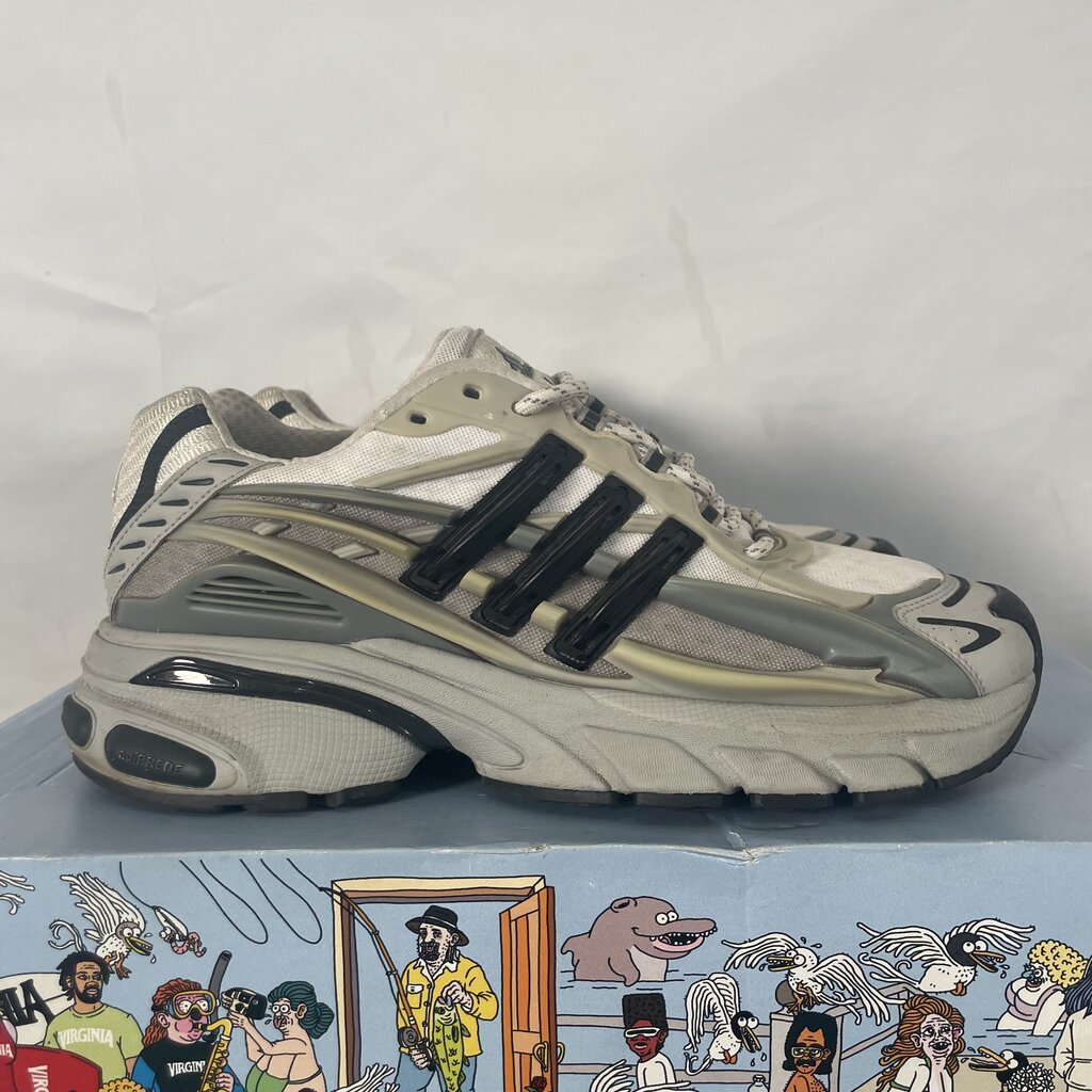 Grey Jellyfishes Sz. 10.5