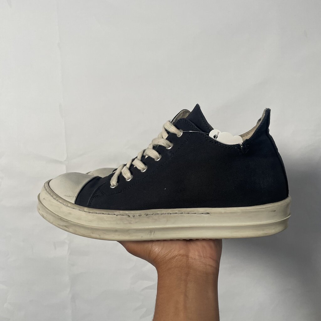 Black Low Top RO Ramones Sz. 43