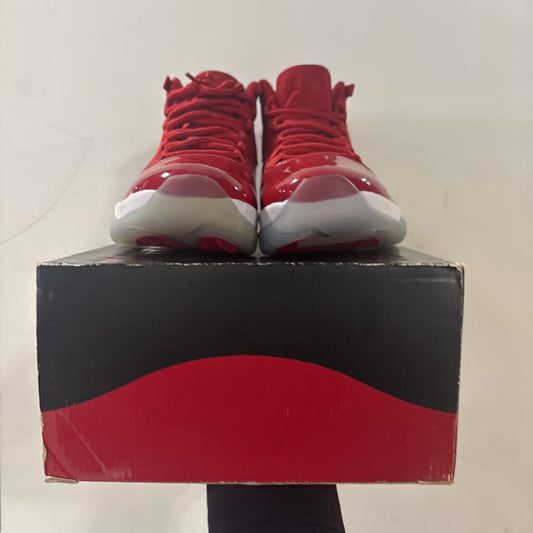 Jordan 11 Win L