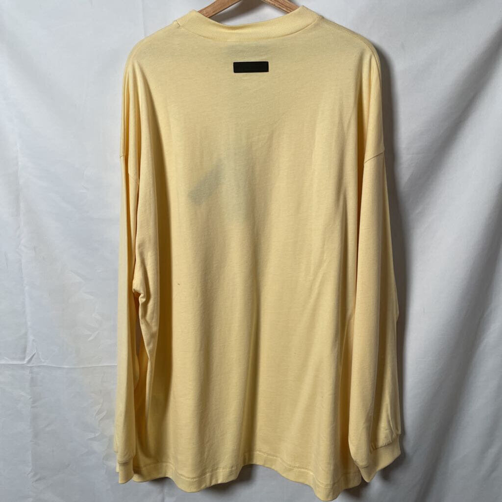 Essentials Cream L/S Sz. M