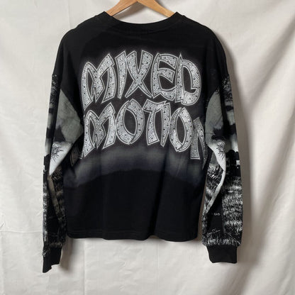 Mixed Emotion Rhinestone Zombie LS Sz. M