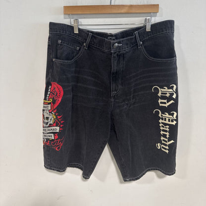 ED HARDY JORTS SZ 40