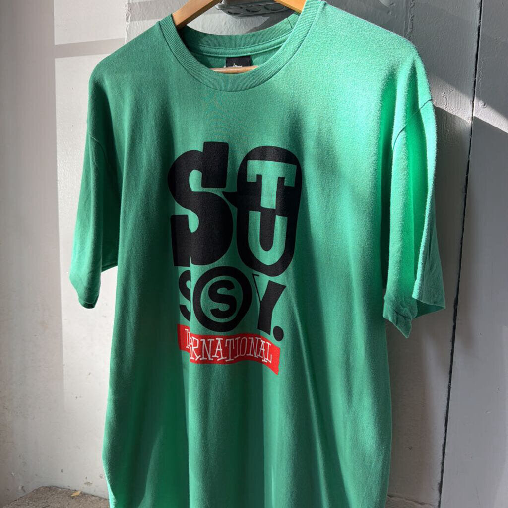 STUSSY INTERNATIONAL LOGO TEE SZ.L