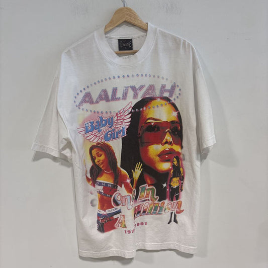 AALIYAH BABY GIRL TEE SZ. L
