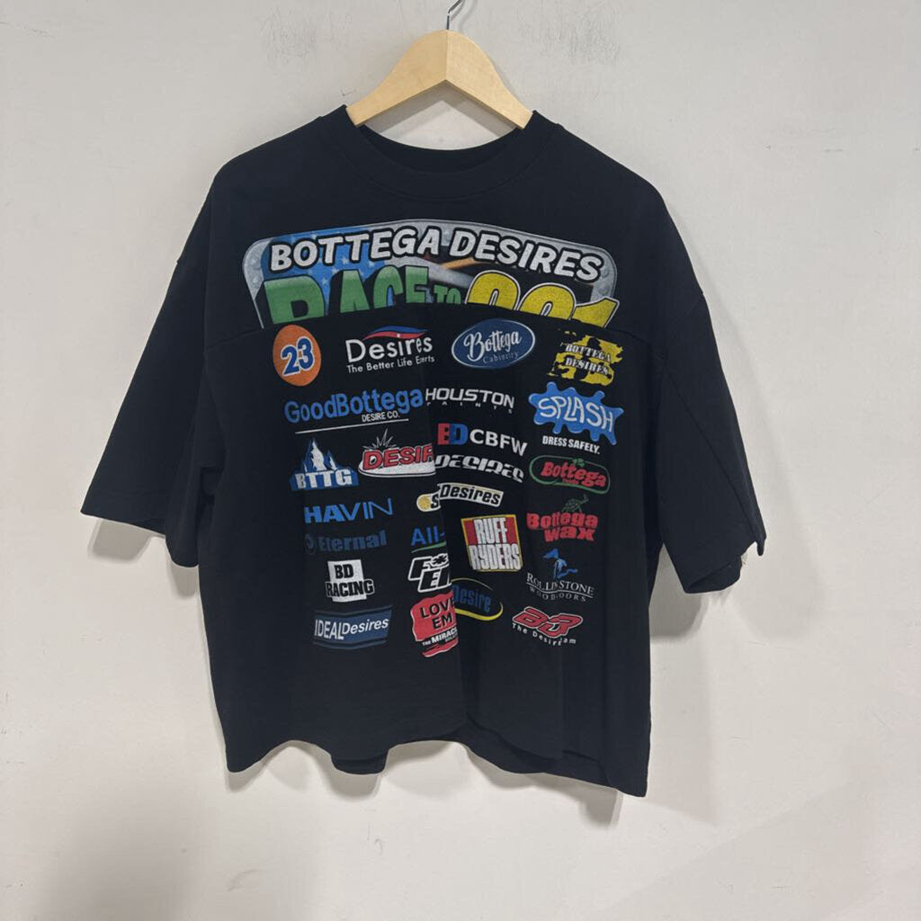 BOTTEGA DESIRES AOP LOGO TEE SZ.XL