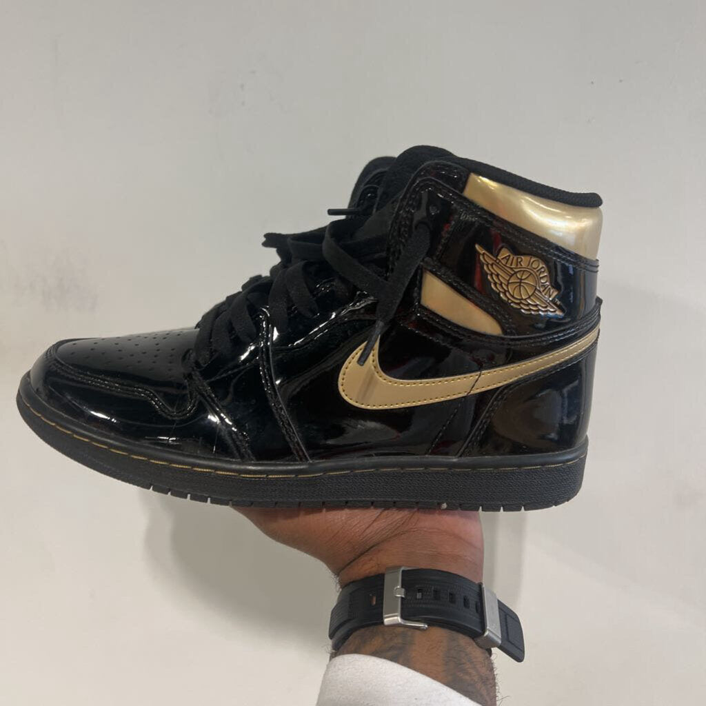 JORDAN 1 BLACK METALLIC GOLD SZ 9.5