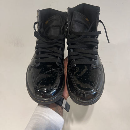JORDAN 1 BLACK METALLIC GOLD SZ 9.5