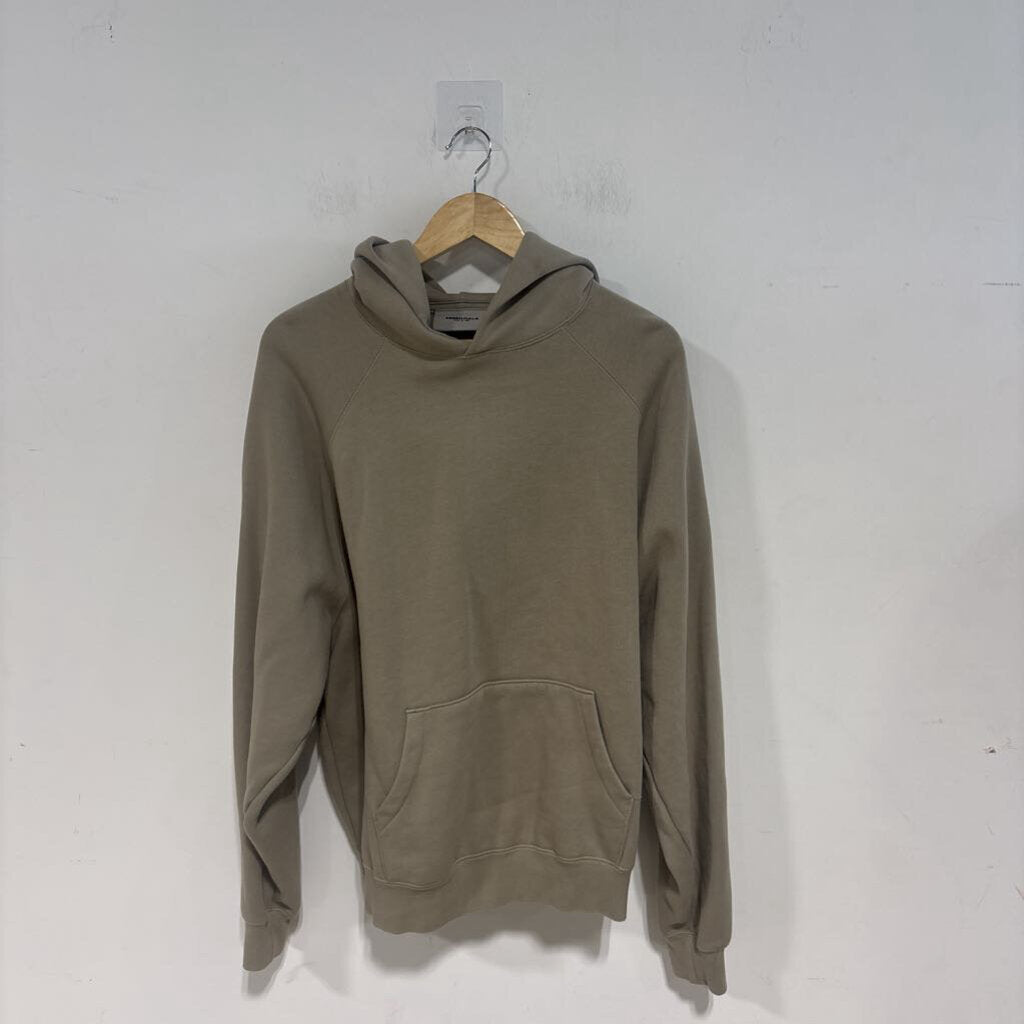 ESSENTIAL HOODIES SZ M