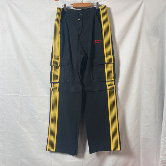 Raspberry Hills Black n Yellow cargos Sz. S
