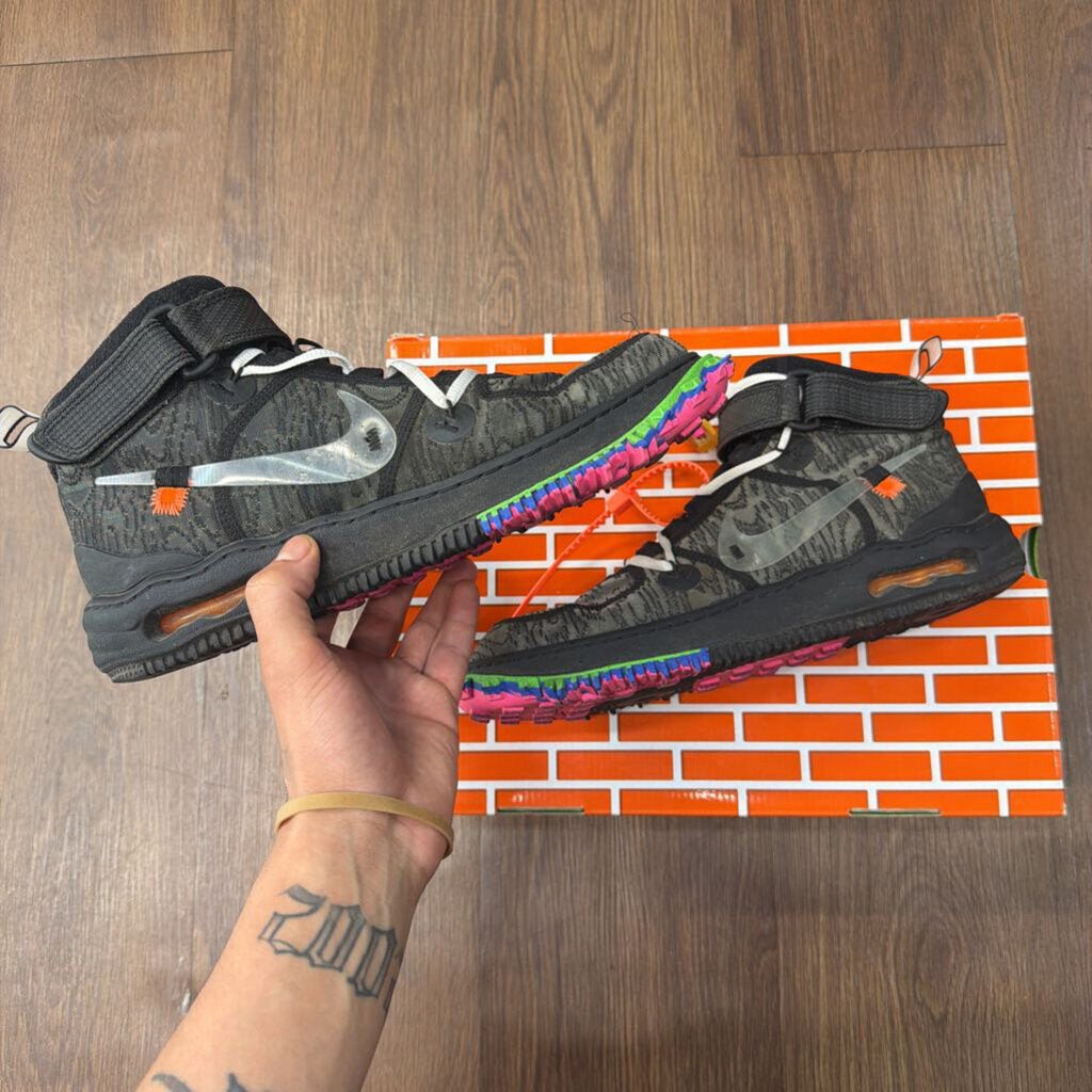 NIKE OFF WHITE AIR FORCE MID SZ.11