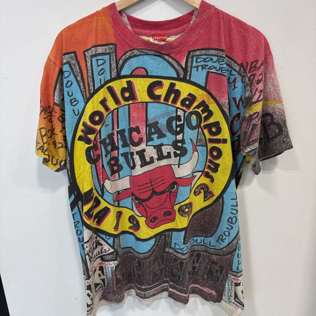 VINTGE CHICAGO BULLS TEE SZ M