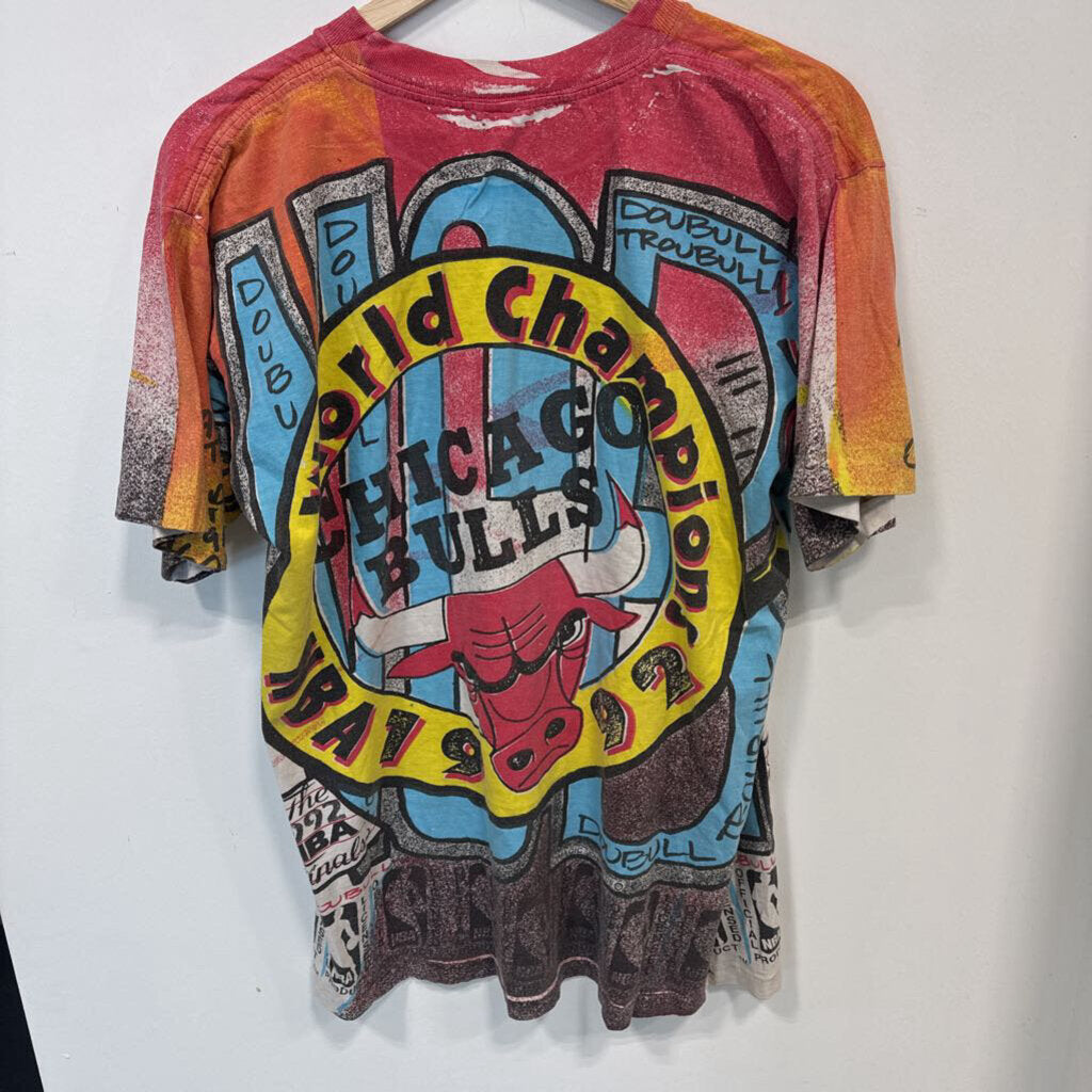 VINTGE CHICAGO BULLS TEE SZ M