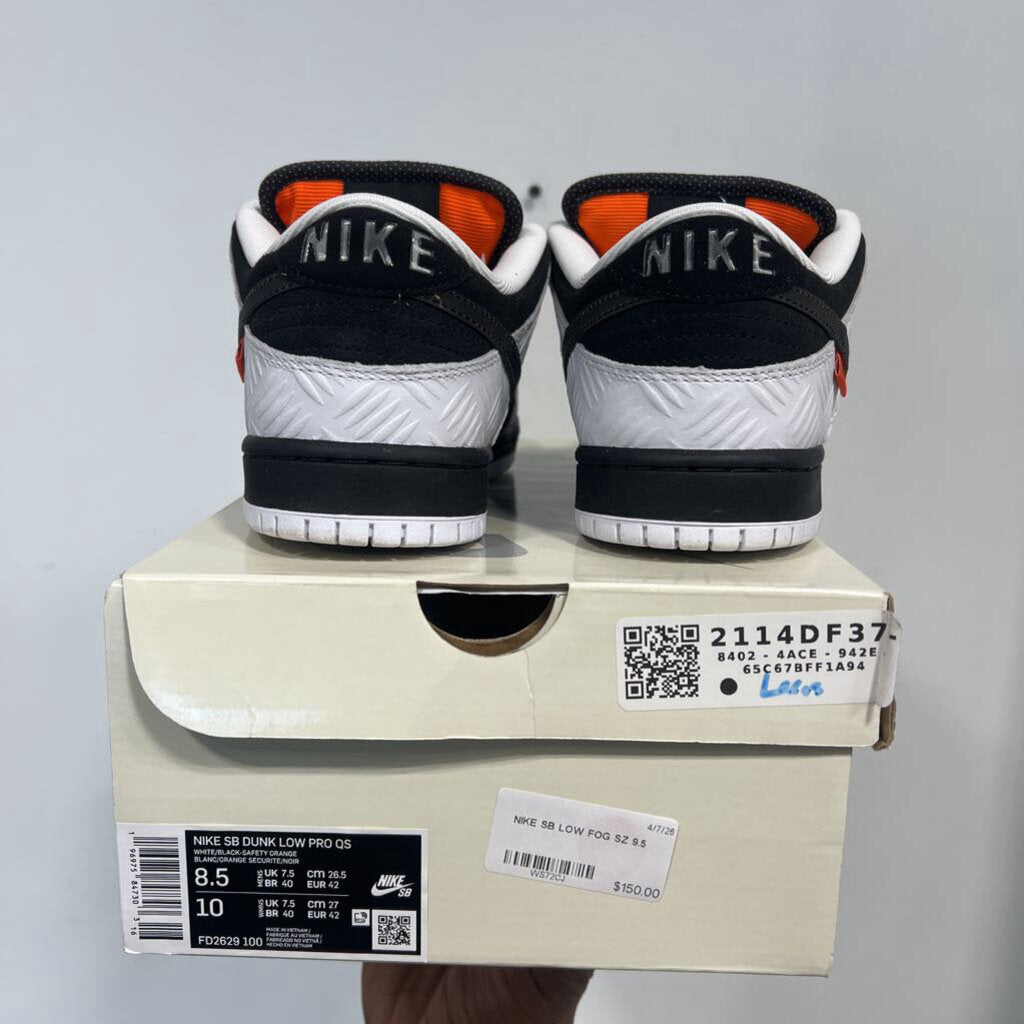 NIKE SB DUNK LOW TIGHTBOOTH SZ 8.5
