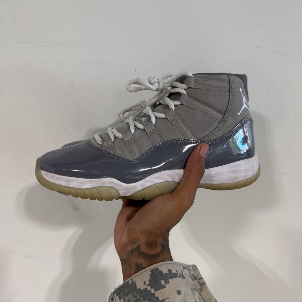JORDAN 11 COOL GREY SZ 8