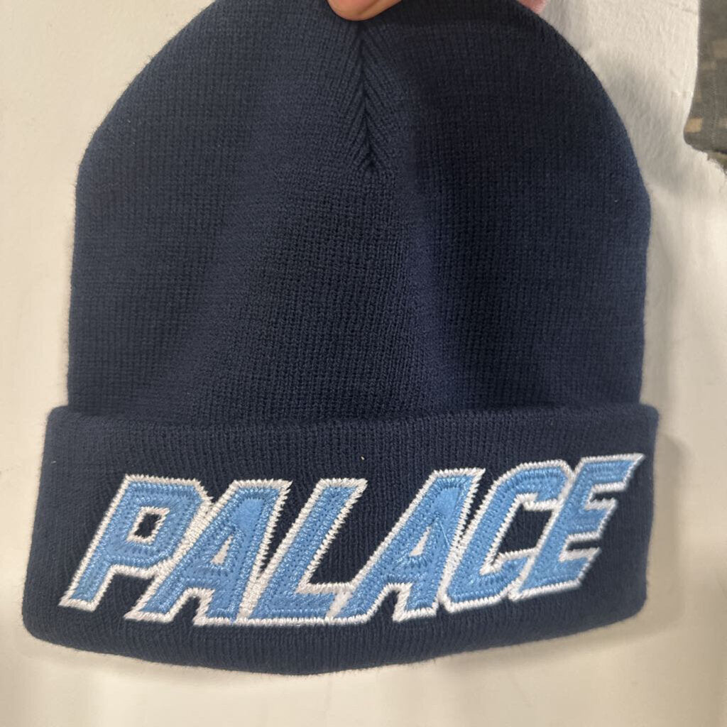 PALACE BEANIE