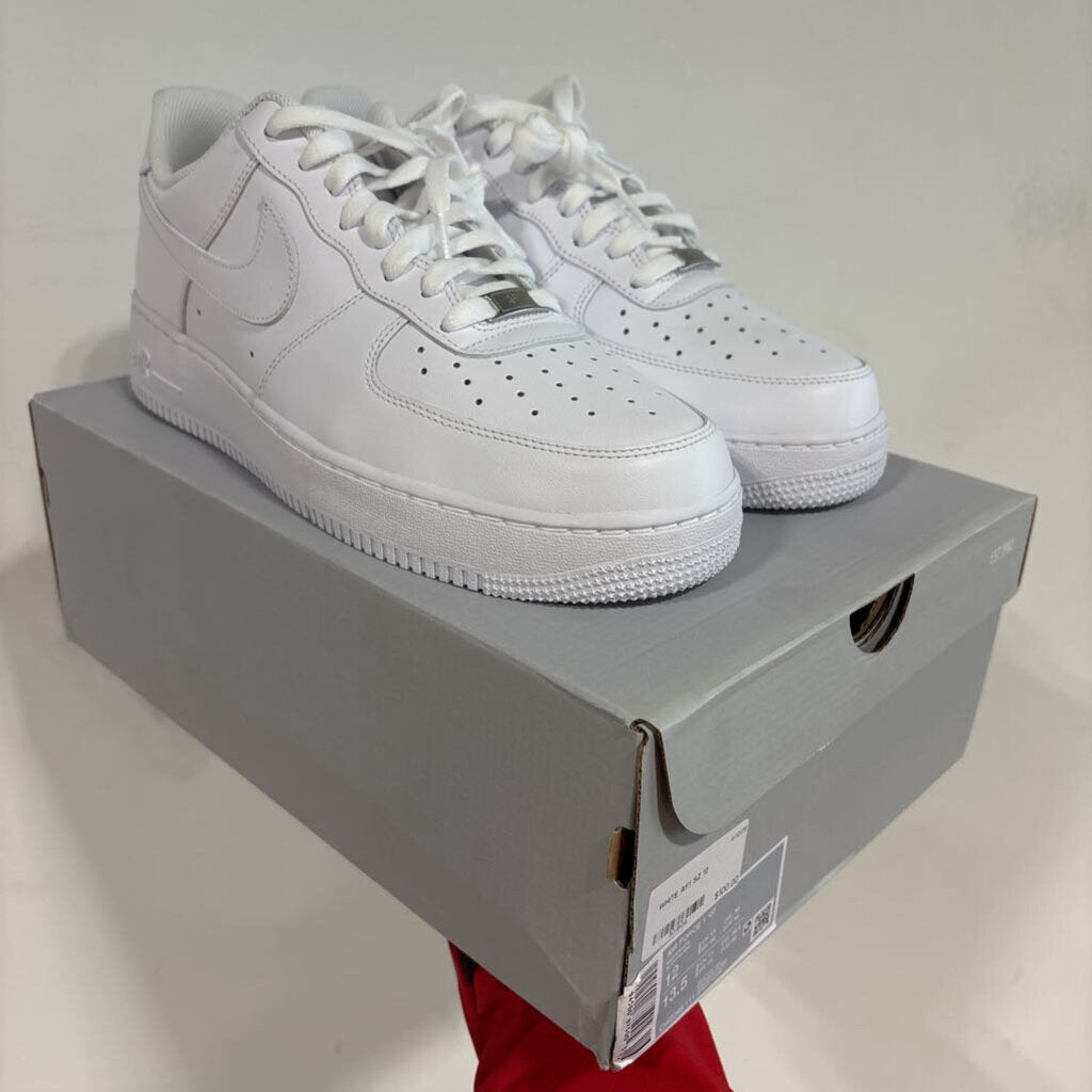 WHITE AF1 SZ 12