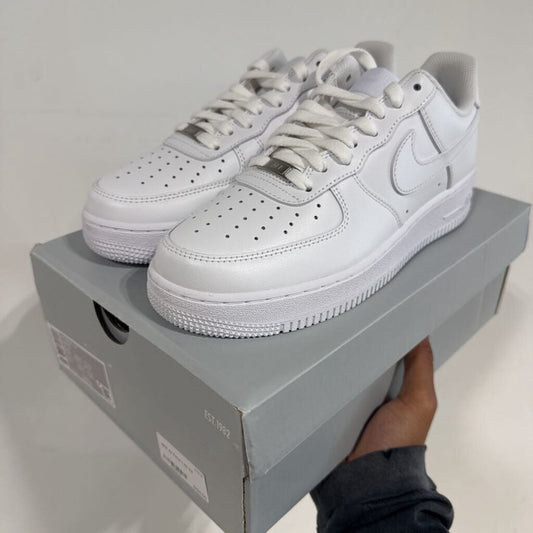 NIKE Air Force 1 SZ 9.5