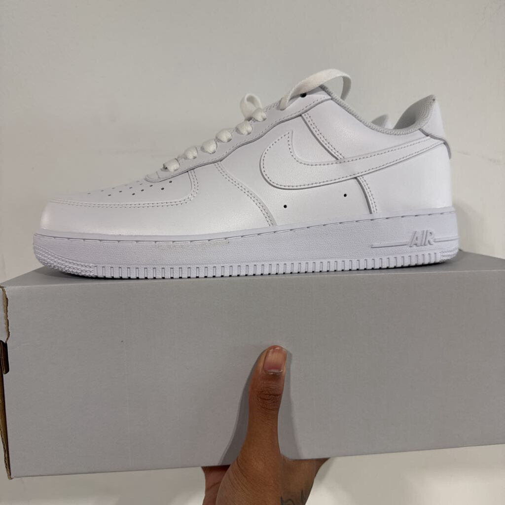NIKE Air Force 1 SZ 12