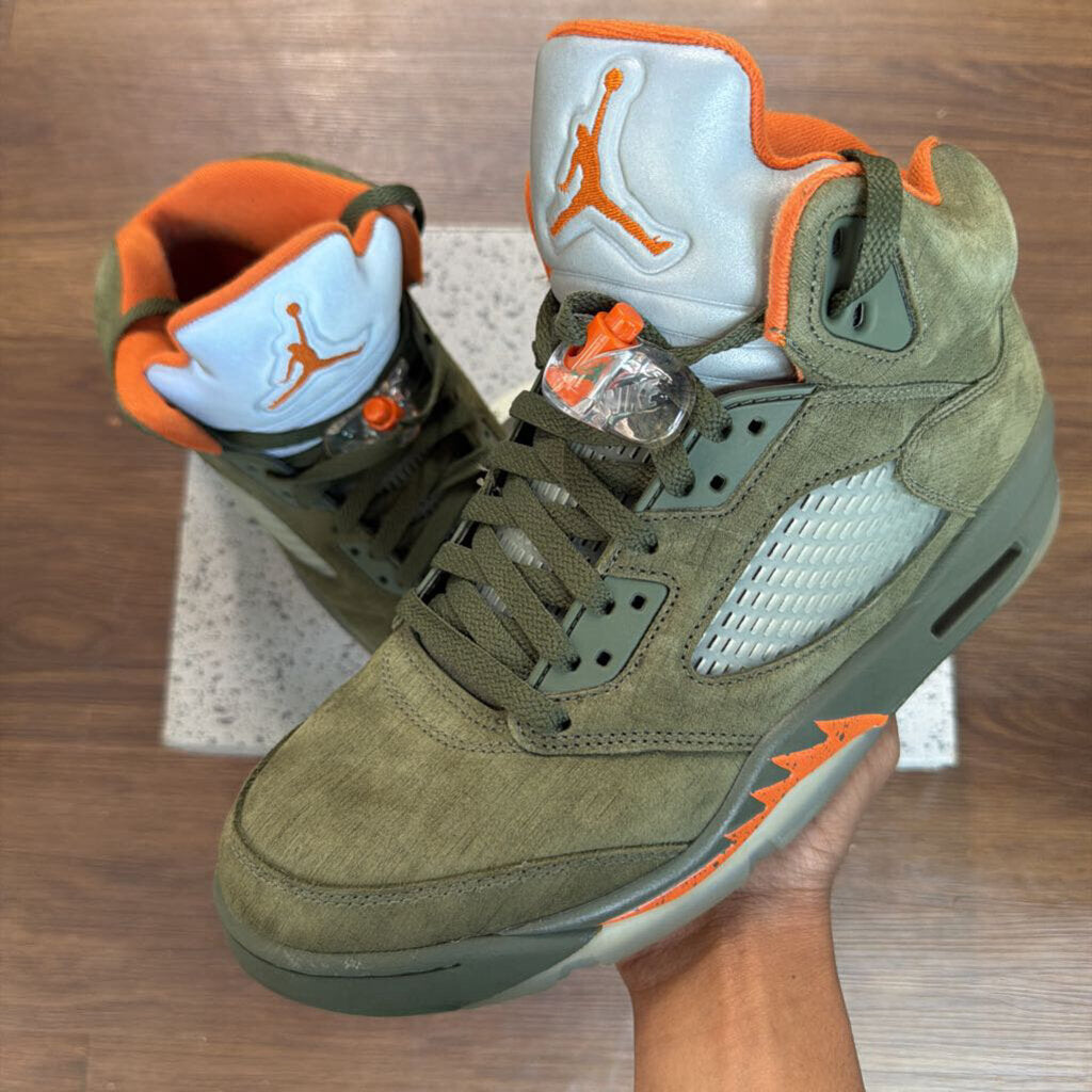 AJ5 OLIVE SZ 9